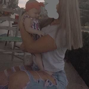 Meet your Posher, Caitlyn